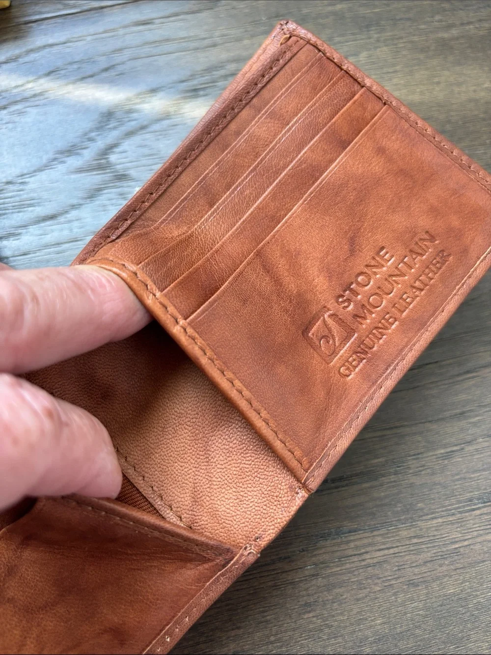 Stone Mountain Genuine Leather,interior zip,  pass case,RFID protection,12 card
